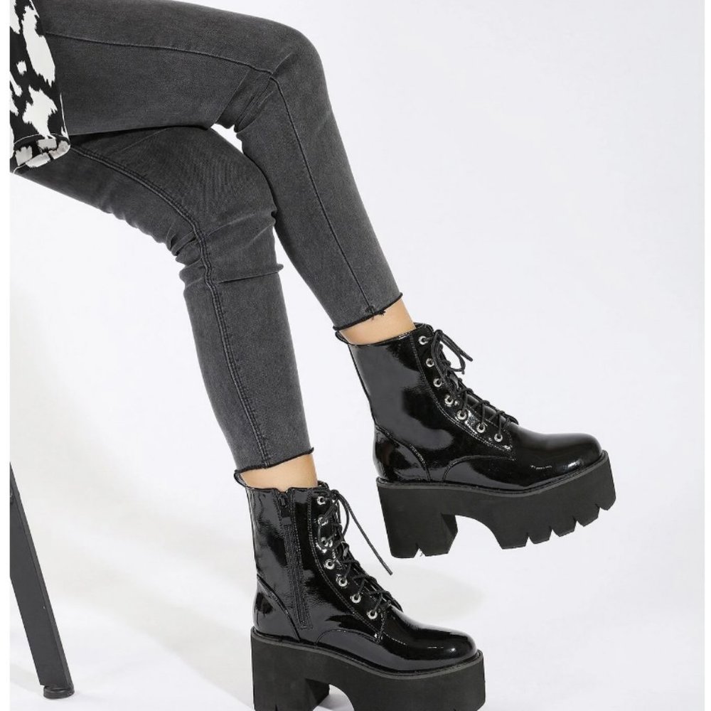VINYL / CHUNKY LACE UP HEEL / ANKLE BOOT - NWT